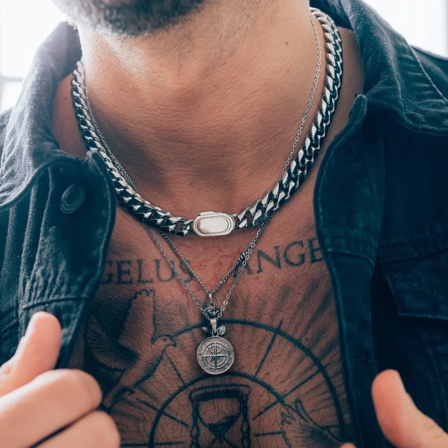 Stylish Silver Compass Pendant Necklace